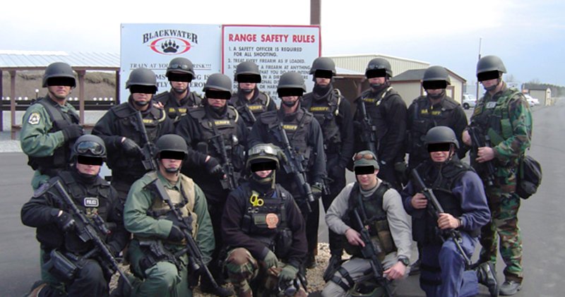Mercenários reais da Blackwater.