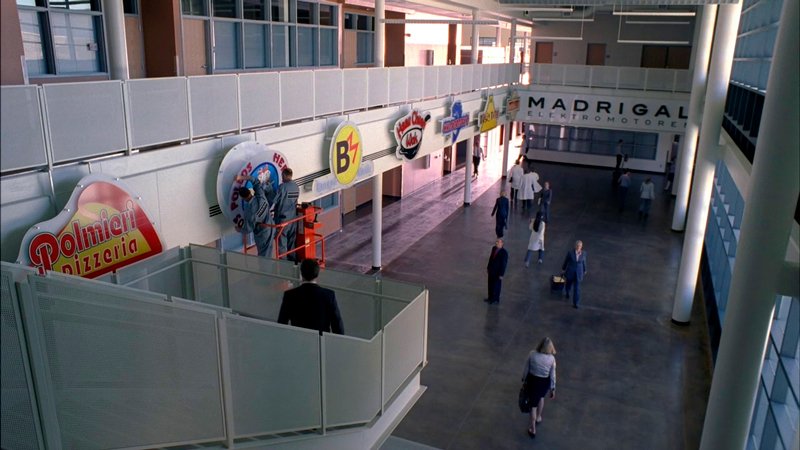 Portfólio no hall de entrada da sede corporativa.